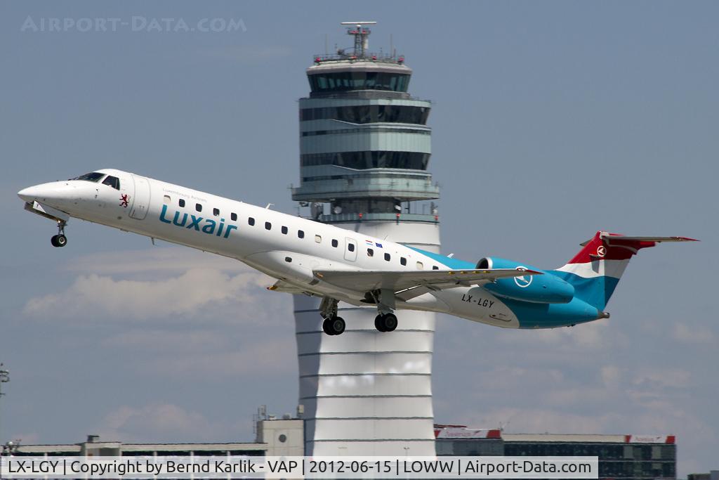 LX-LGY, 2000 Embraer EMB-145LU (ERJ-145LU) C/N 145242, Climbing out of Rwy 29