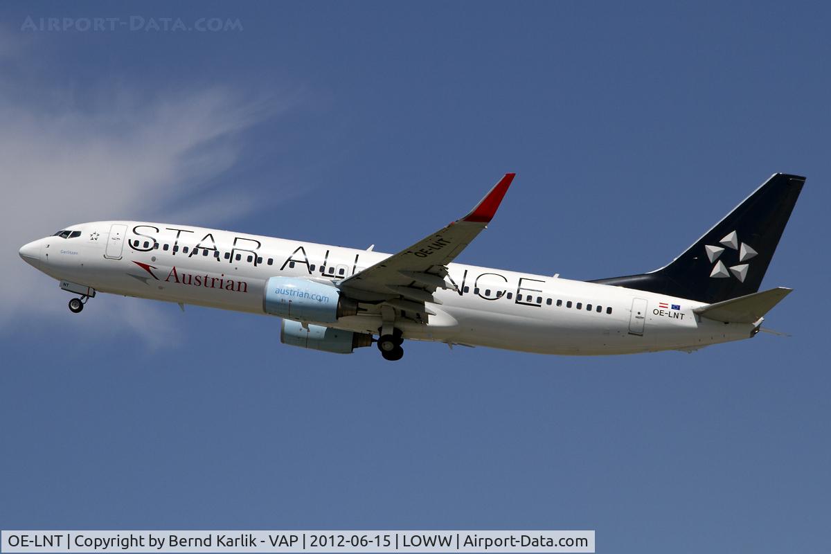 OE-LNT, 2006 Boeing 737-8Z9 C/N 33834, Climbing out of Rwy 29