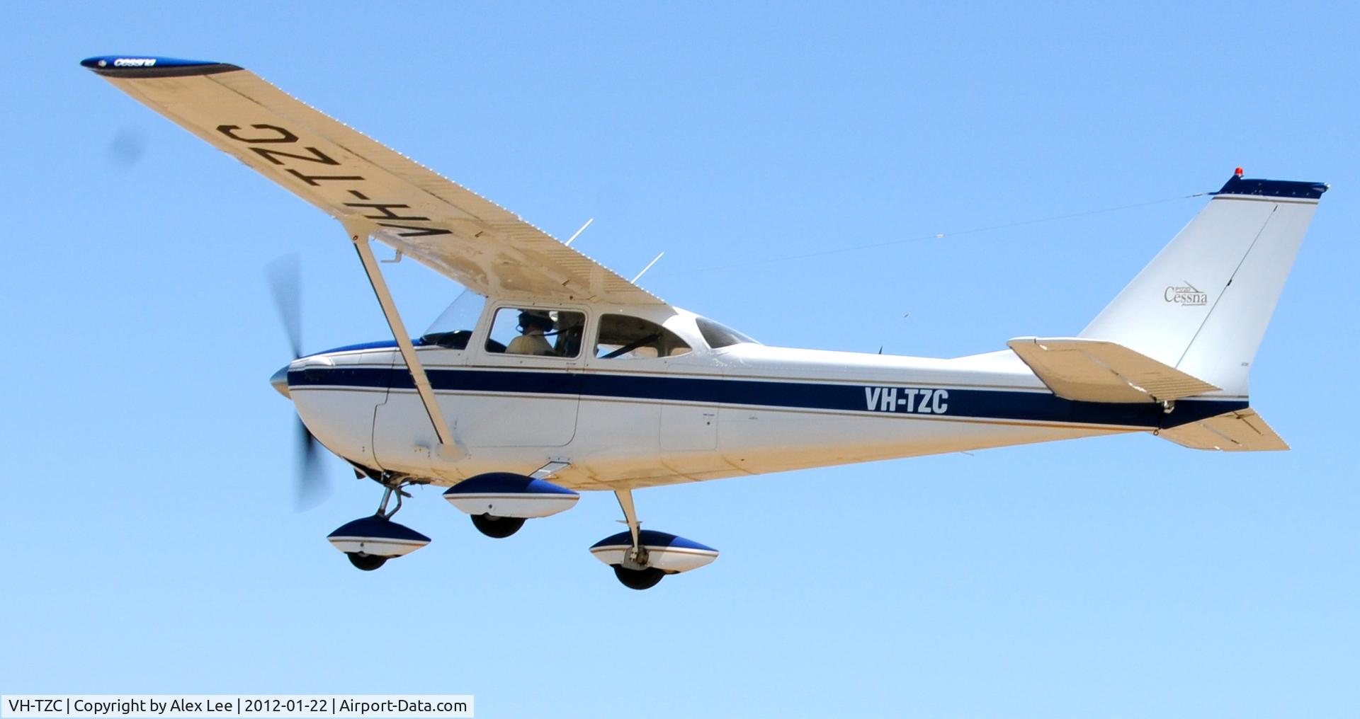 VH-TZC, 1963 Cessna P172D Skyhawk Powermatic C/N P17257188, Lycoming 0-360 TSC