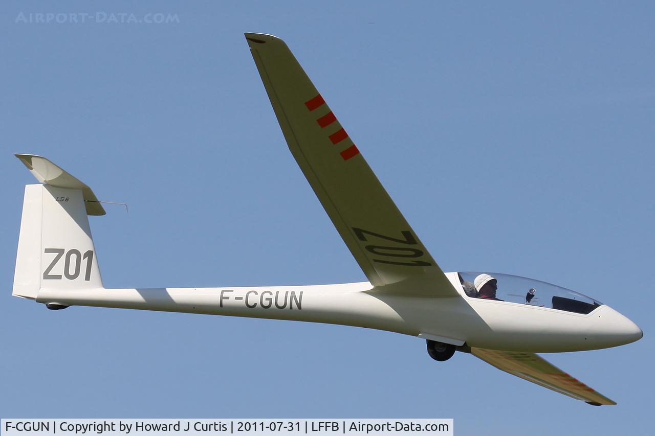 F-CGUN, Rolladen-Schneider LS-6a C/N 6087, Operated by Association Aéronautique du Val d'Essonne.