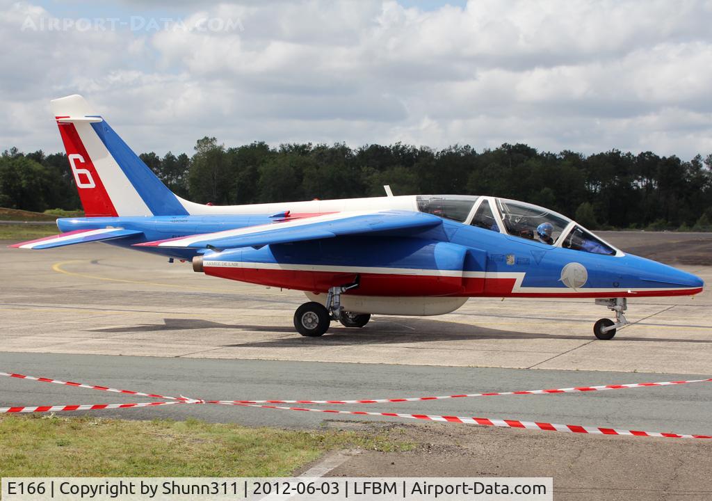 E166, Dassault-Dornier Alpha Jet E C/N E166, Demo flight during LFBM Open Day 2012... Registered also as F-UHRW