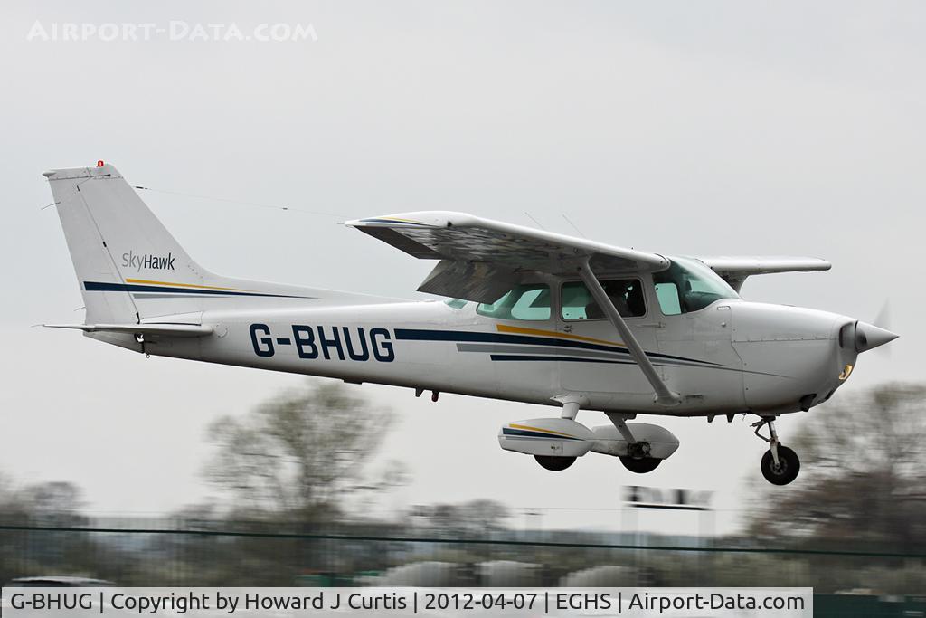 G-BHUG, 1980 Cessna 172N SkyHawk C/N 172-72985, Privately owned. At the LAA fly-in here.