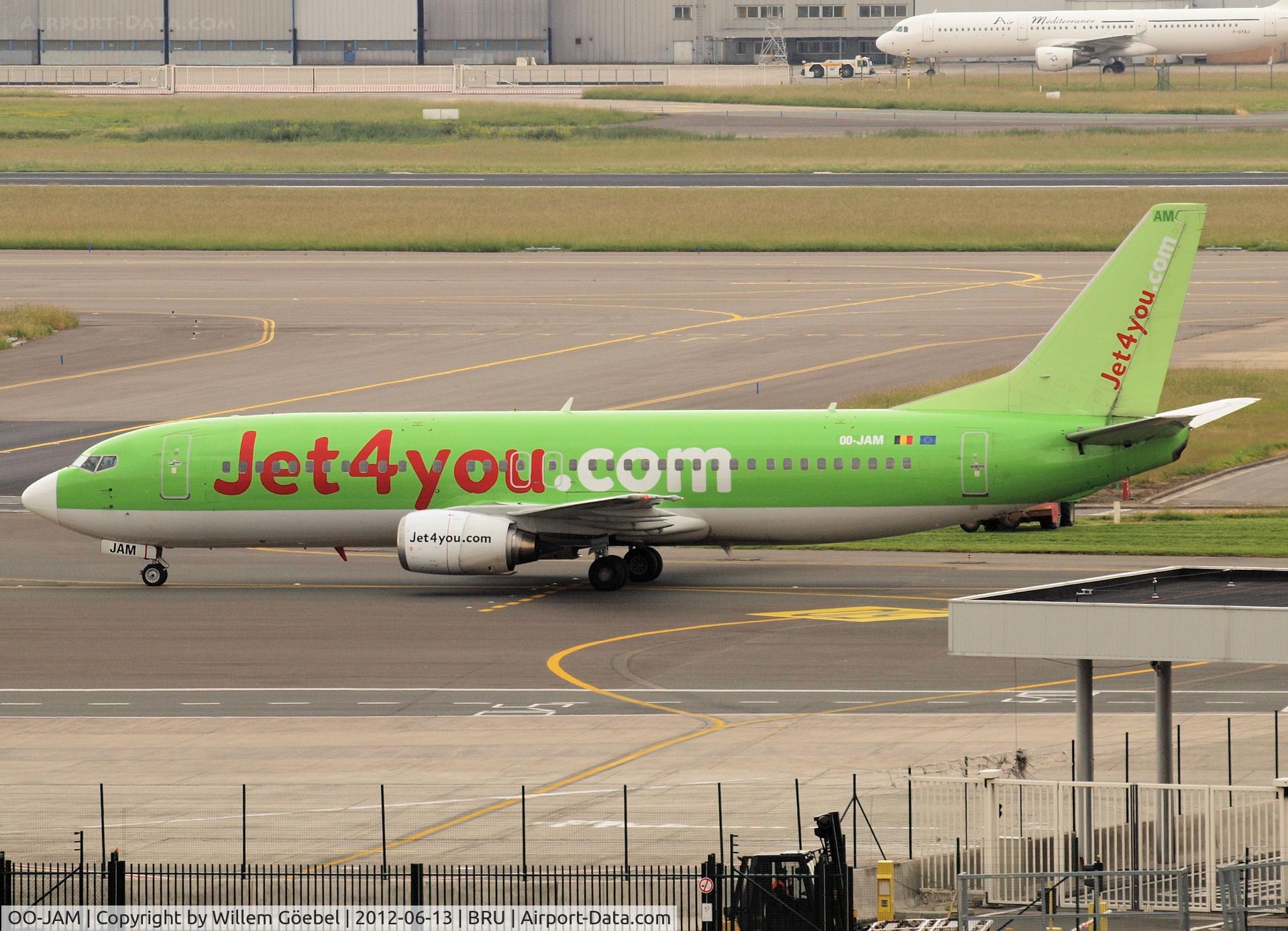 OO-JAM, 1997 Boeing 737-46J C/N 28867, Taxi to his gate on Brussel Airport