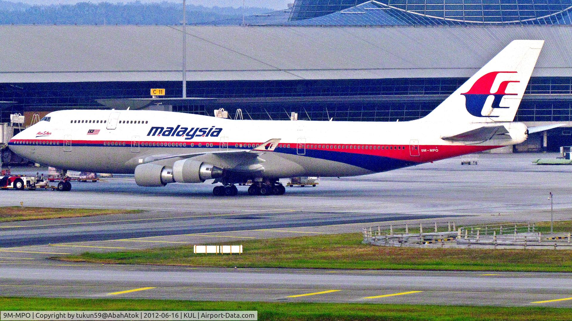 9M-MPO, 2001 Boeing 747-4H6 C/N 28433, Malaysia Airlines