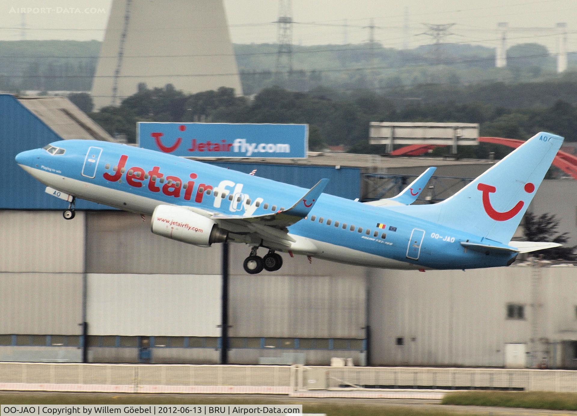 OO-JAO, 2008 Boeing 737-7K5 C/N 35141, Take off from Brussel Airport