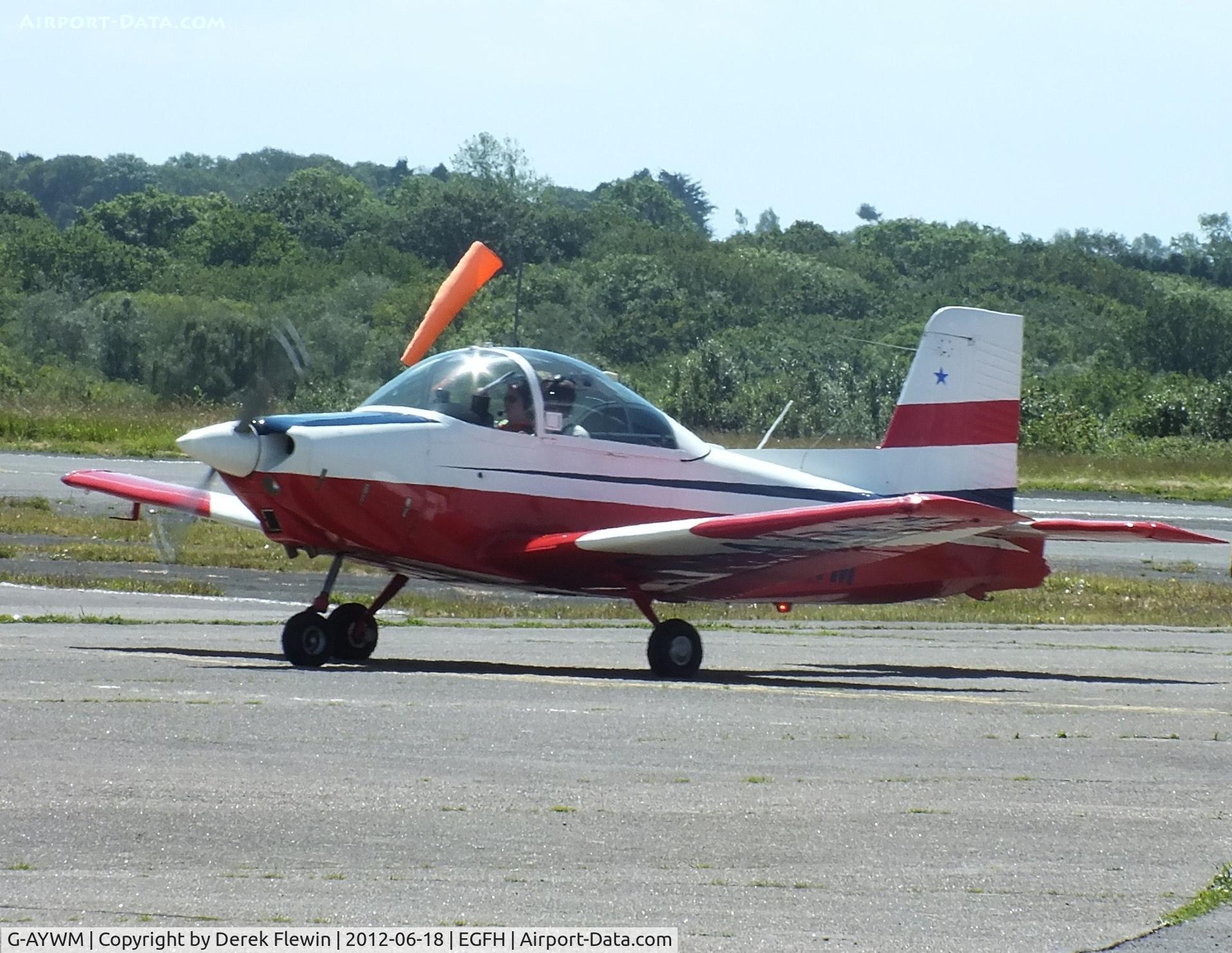 G-AYWM, 1971 AESL Glos-Airtourer Super 150/T6 C/N A534, Visiting Aircraft.