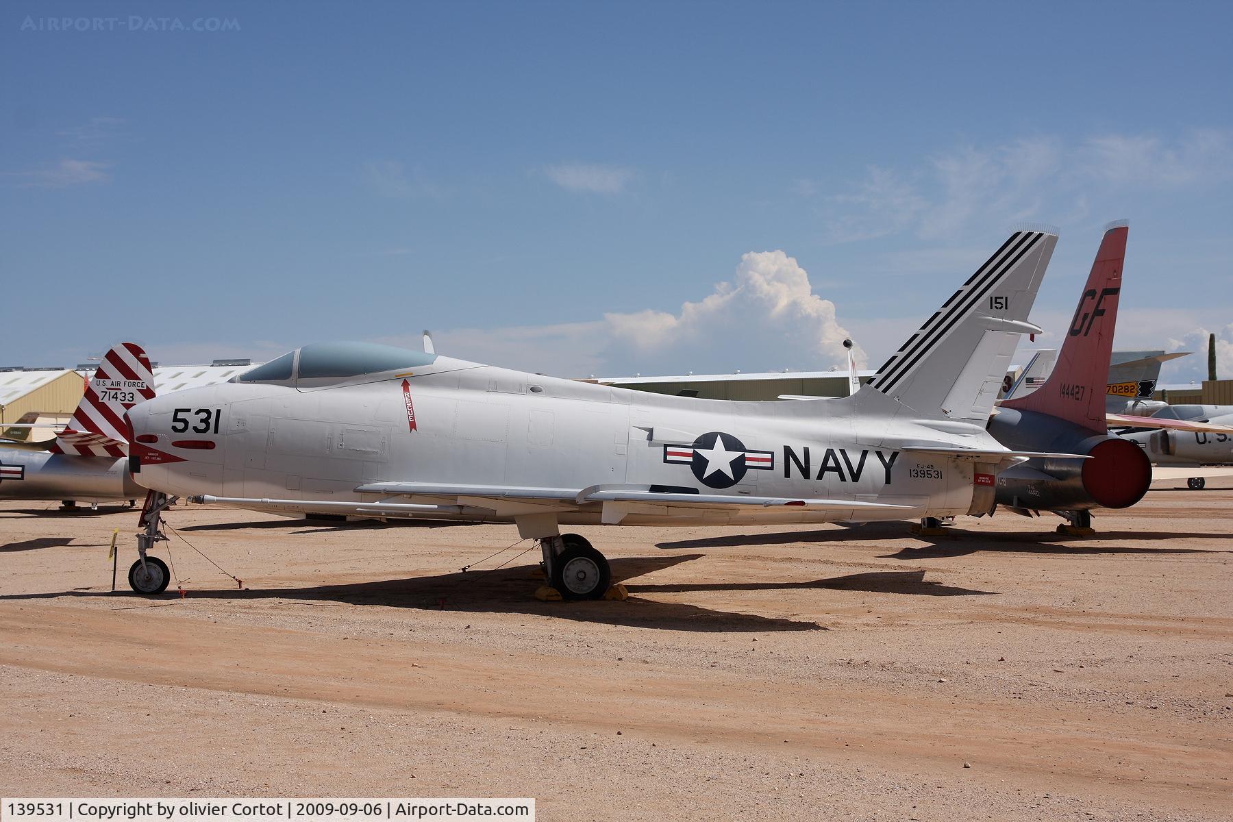 139531, North American AF-1E Fury C/N 209-151, profil view, Pima museum