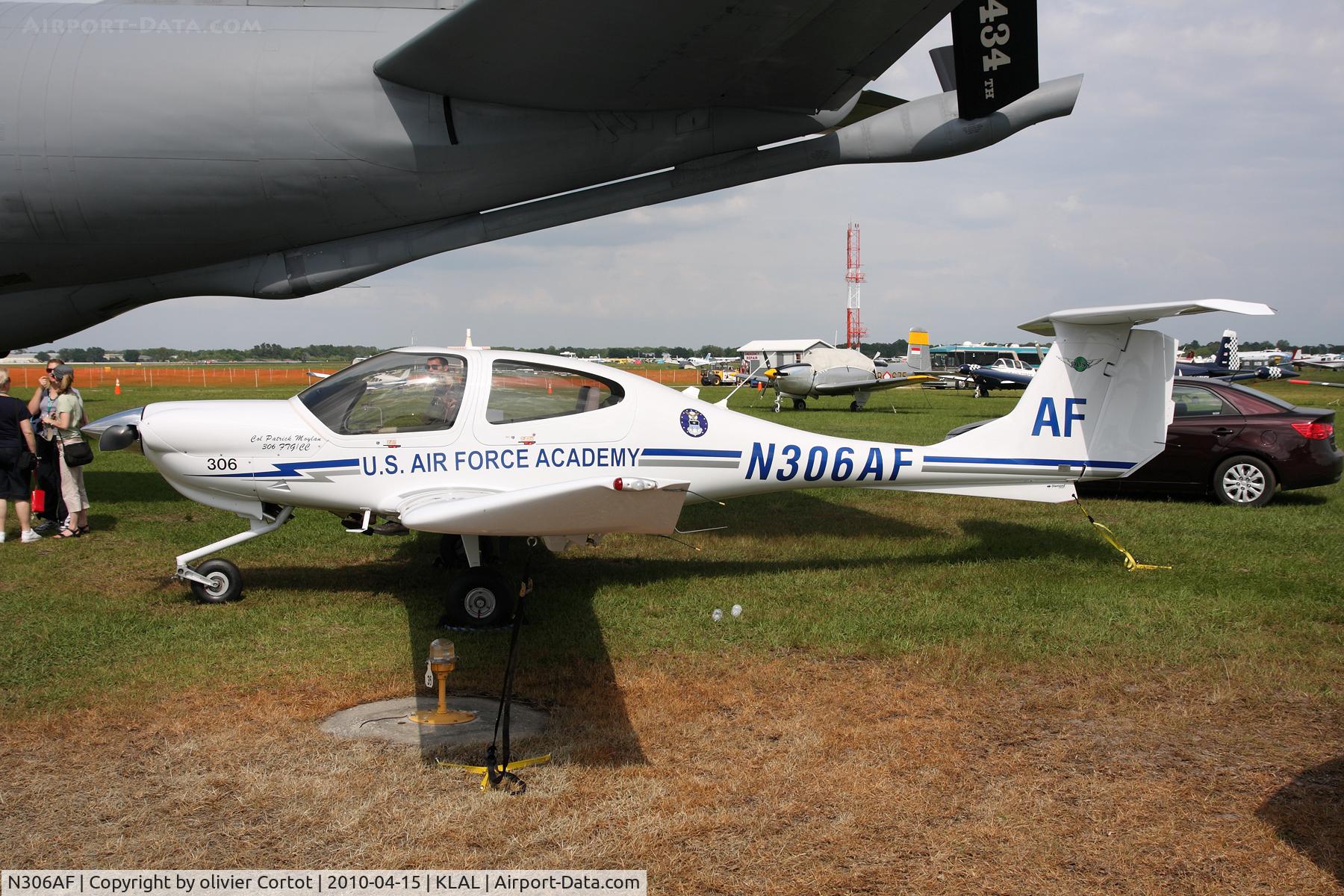 N306AF, 2009 Diamond DA-40 Diamond Star C/N 40.1060, sun n fun 2010