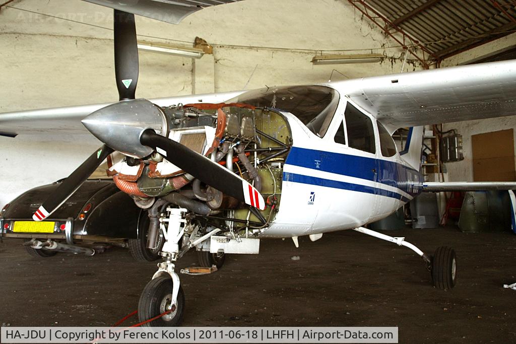 HA-JDU, 1972 Reims F177RG Cardinal RG C/N 0063, Farkashegy
