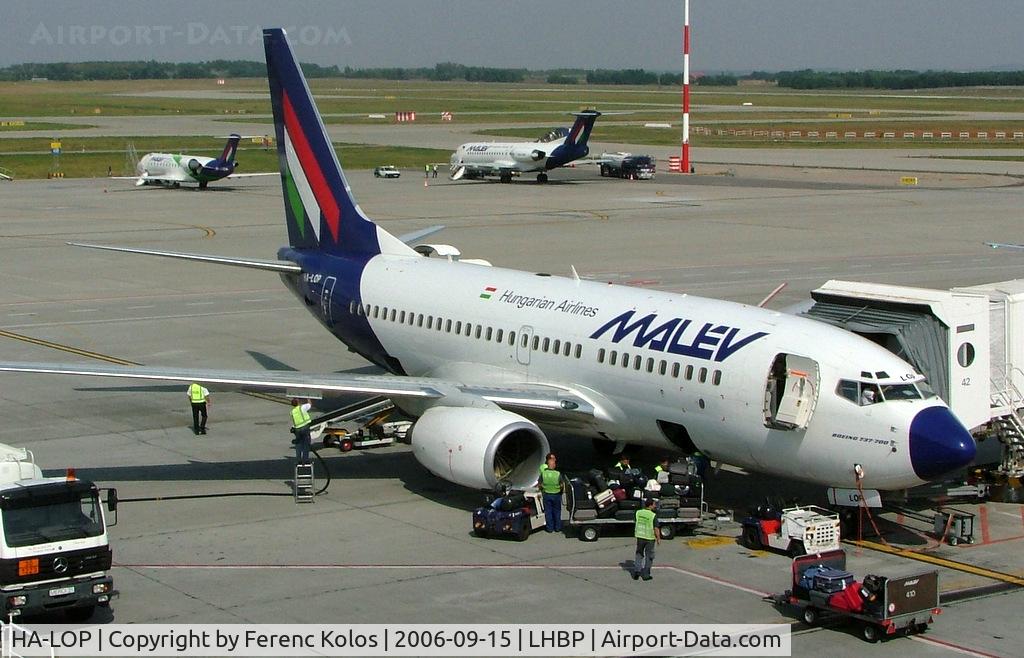 HA-LOP, 2004 Boeing 737-7Q8 C/N 29354, Ferihegy