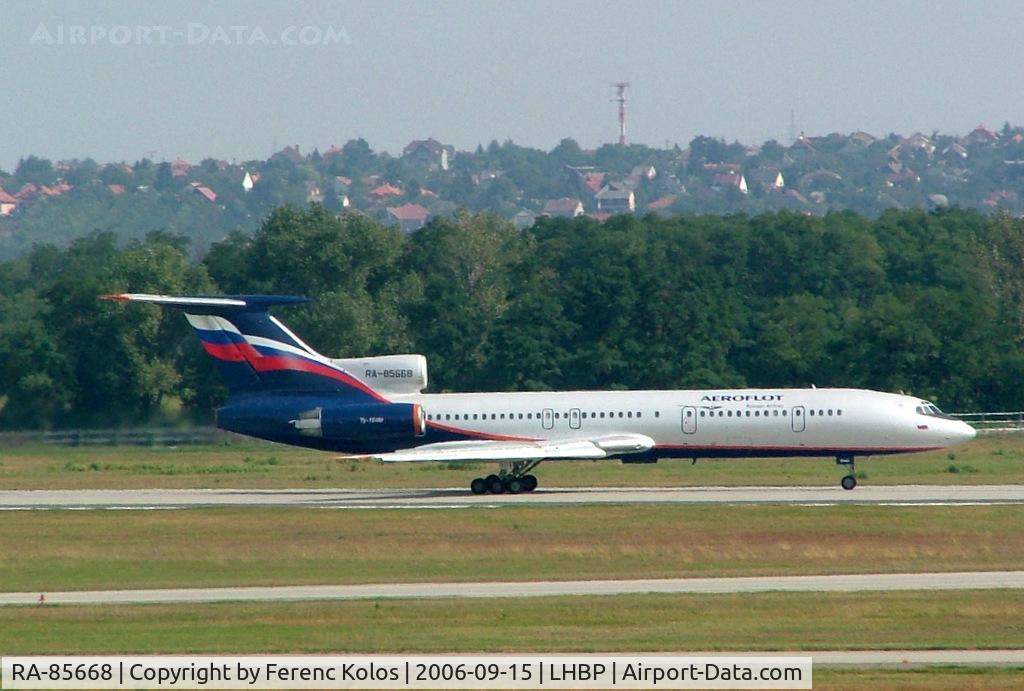 RA-85668, 1989 Tupolev Tu-154M C/N 89A826, Ferihegy