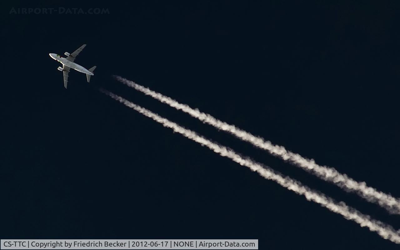 CS-TTC, 1997 Airbus A319-111 C/N 763, cruising as TP0579 FRA-LIS