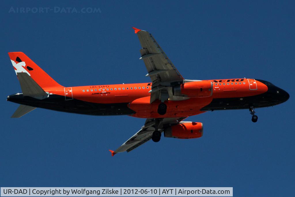 UR-DAD, 1997 Airbus A320-233 C/N 747, visitor