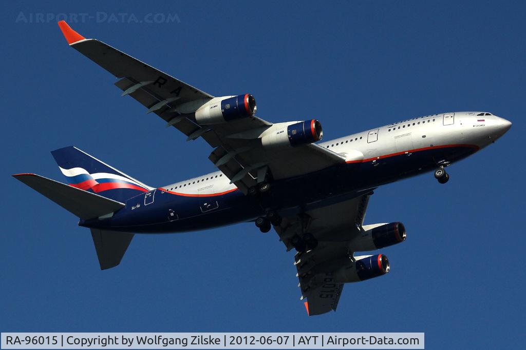 RA-96015, 1995 Ilyushin Il-96-300 C/N 74393201012, visitor