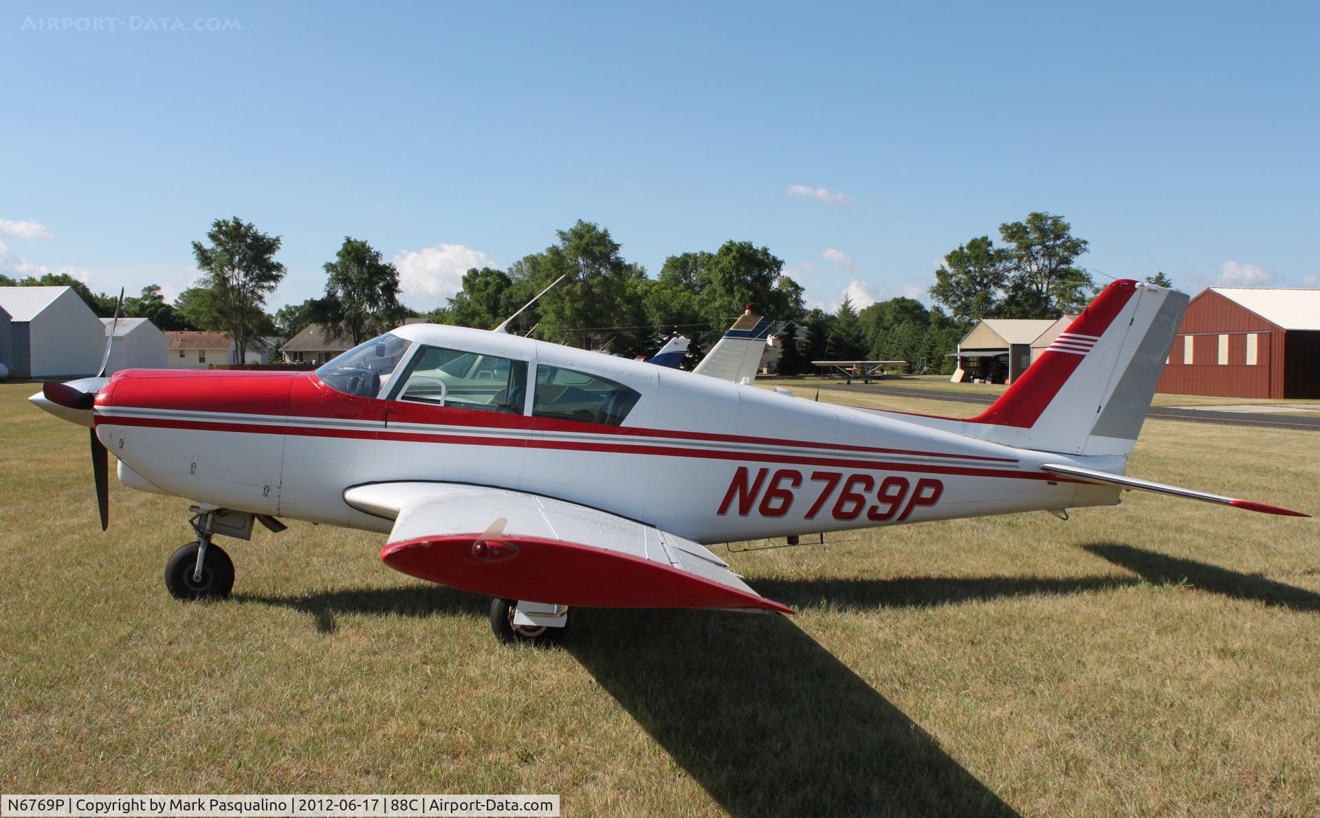 N6769P, 1960 Piper PA-24-180 Comanche C/N 24-1900, Piper PA-24-180