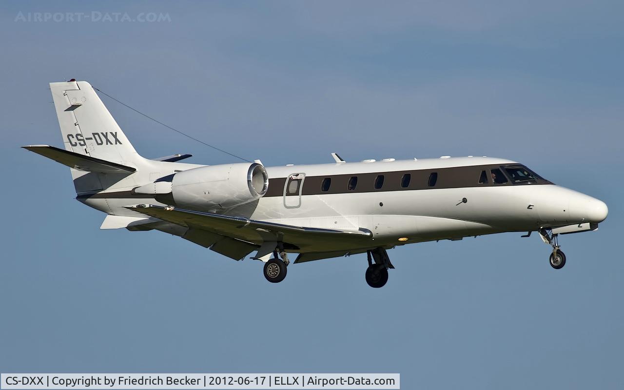 CS-DXX, 2008 Cessna 560XL Citation XLS C/N 560-5789, on final RW24
