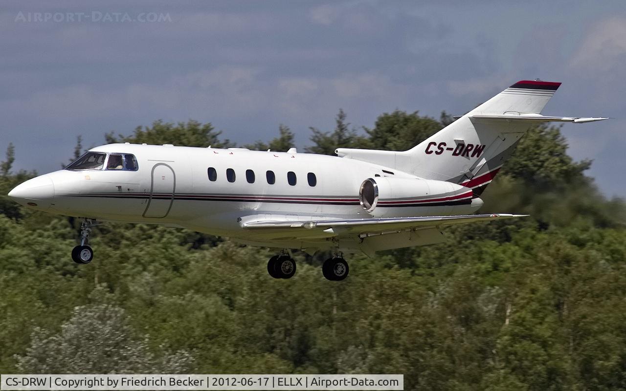 CS-DRW, 2007 Raytheon Hawker 800XPi C/N 258829, on final RW24