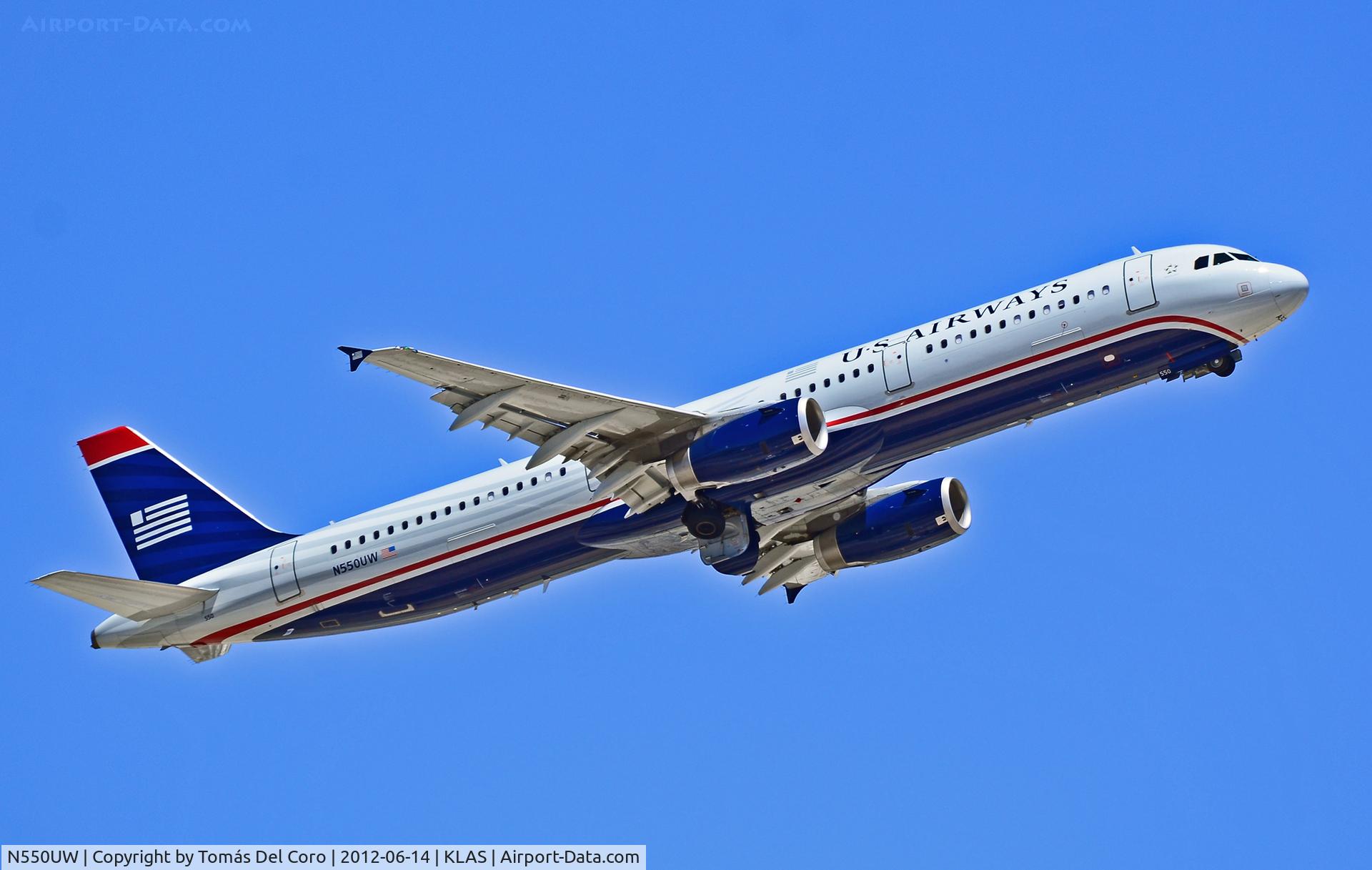 N550UW, 2011 Airbus A321-231 C/N 4935, N550UW US Airways Airbus A321-231 C/N 4935

- Las Vegas - McCarran International (LAS / KLAS)
USA - Nevada, June 14, 2012
Photo: Tomás Del Coro