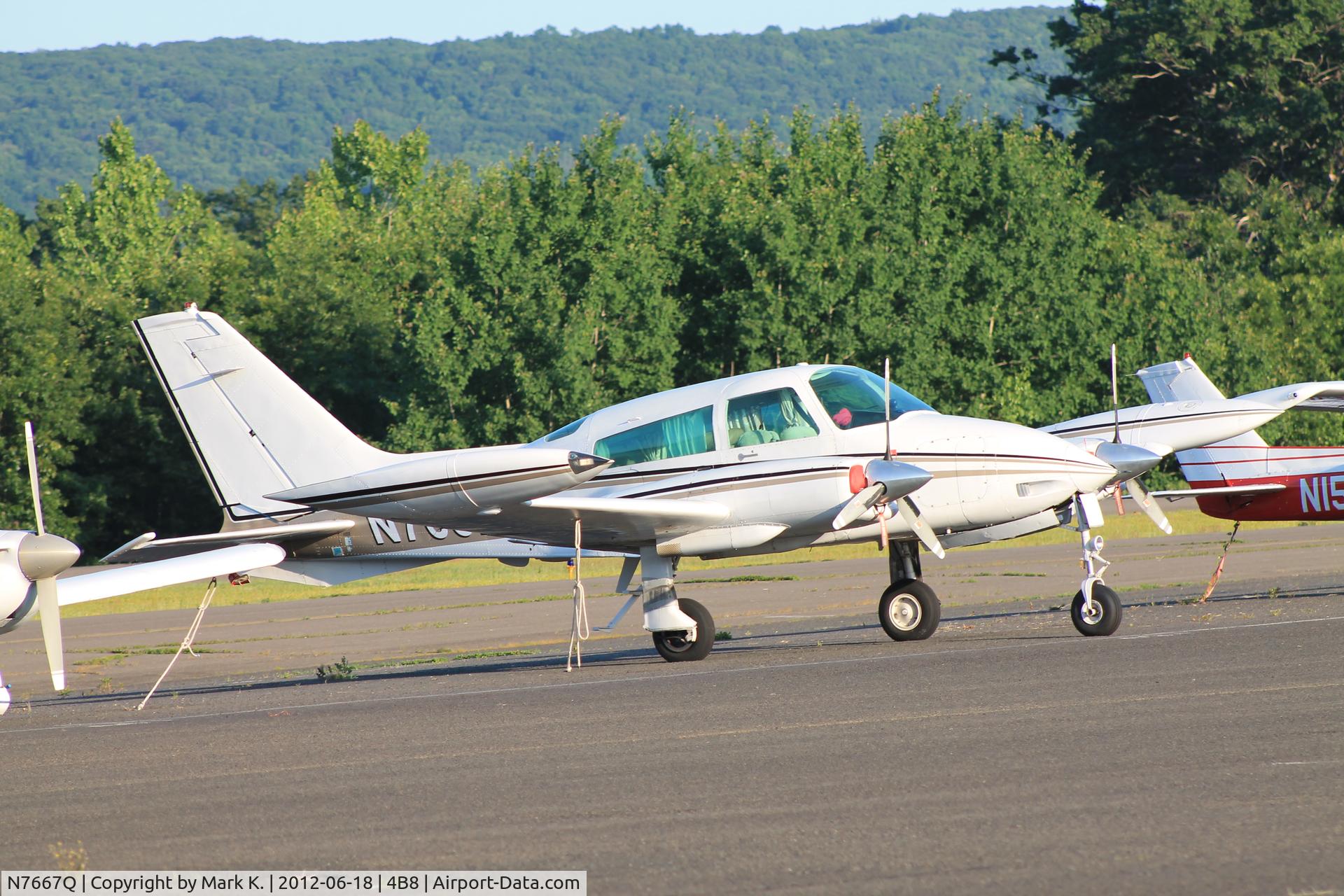 N7667Q, 1972 Cessna 310Q C/N 310Q0446, N7667Q parked at Robertson.