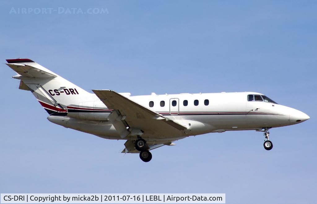 CS-DRI, 2006 Raytheon Hawker 800XP C/N 258756, Landing in 25R