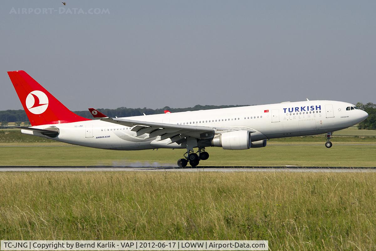 TC-JNG, 2002 Airbus A330-202 C/N 504, Rwy 34