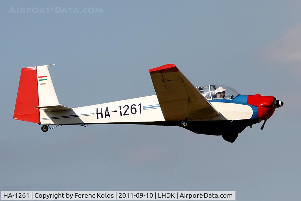 HA-1261, 1972 Scheibe SF-25C Falke C/N 4426, Dunakeszi