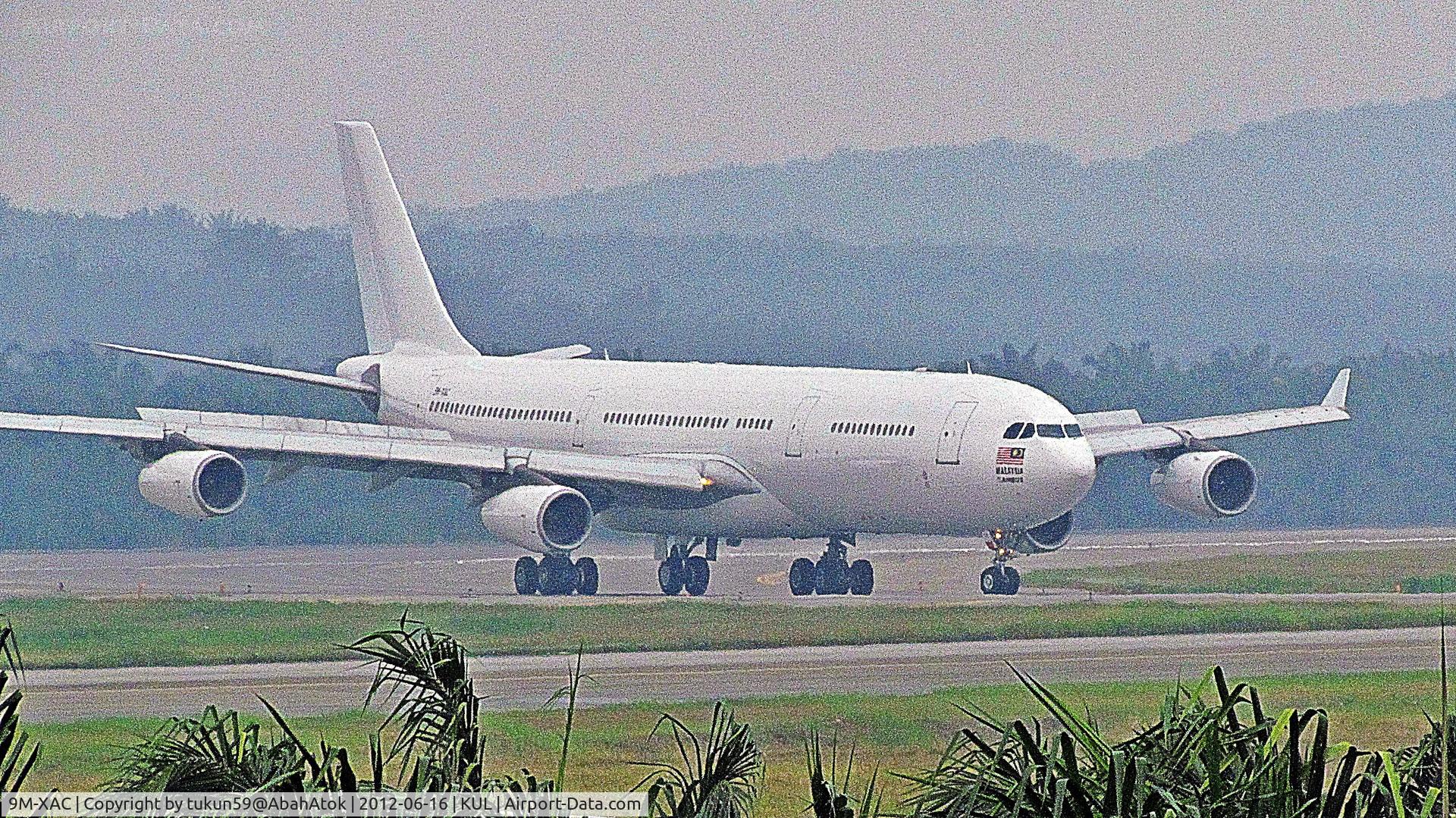 9M-XAC, 1998 Airbus A340-313X C/N 278, AirAsia X