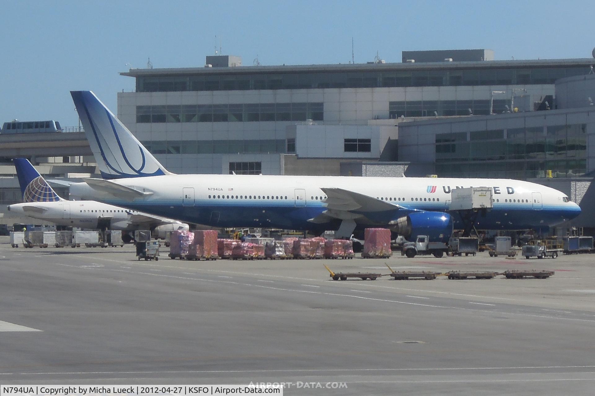 N794UA, 1997 Boeing 777-222 C/N 26953, At San Francisco