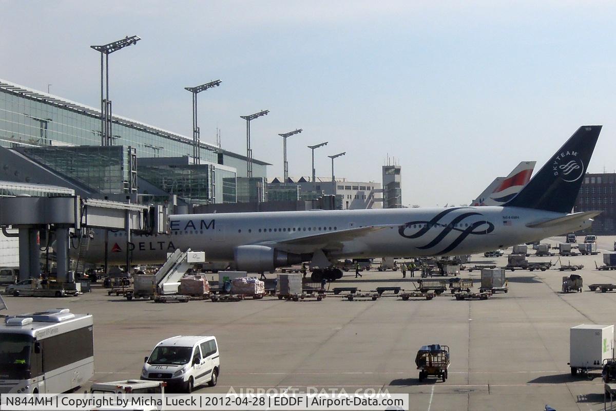 N844MH, 2002 Boeing 767-432/ER C/N 29717, At Frankfurt