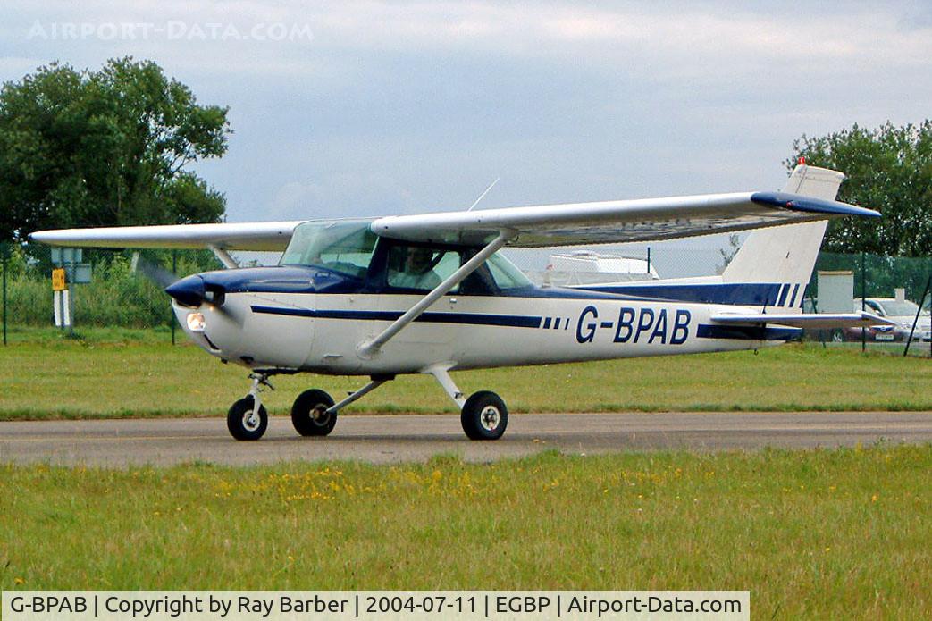 G-BPAB, 1975 Cessna 150M C/N 150-77244, Taxiing for departure.