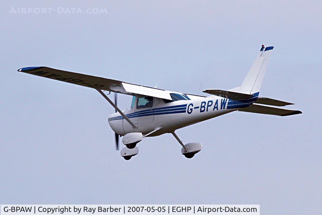 G-BPAW, 1976 Cessna 150M C/N 150-77923, Seen landing.