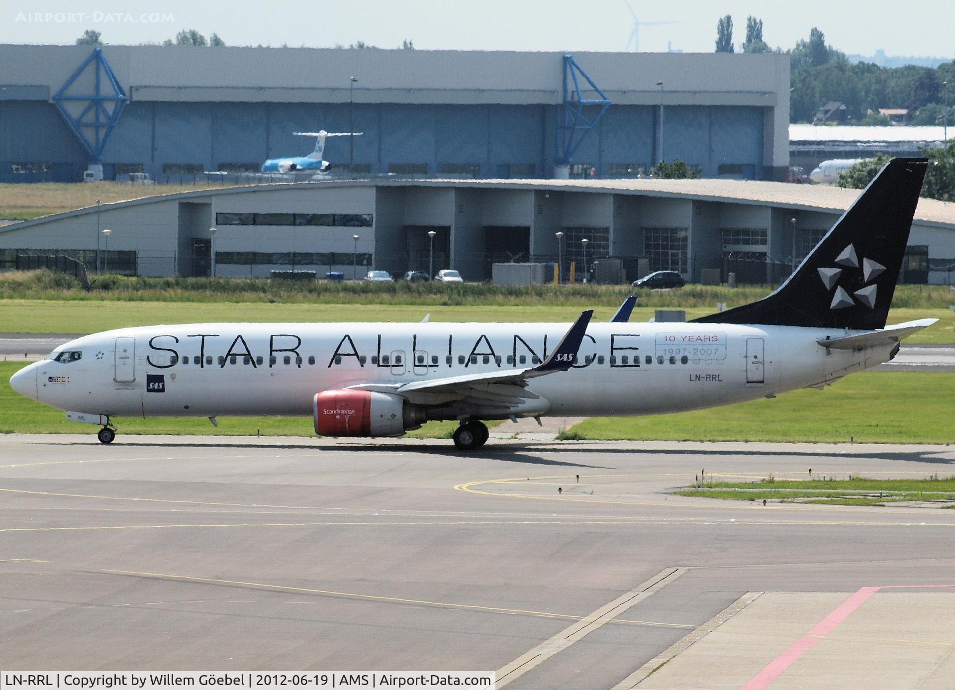 LN-RRL, 2003 Boeing 737-883 C/N 28328, Taxi to runway 24 of Schiphol Airport