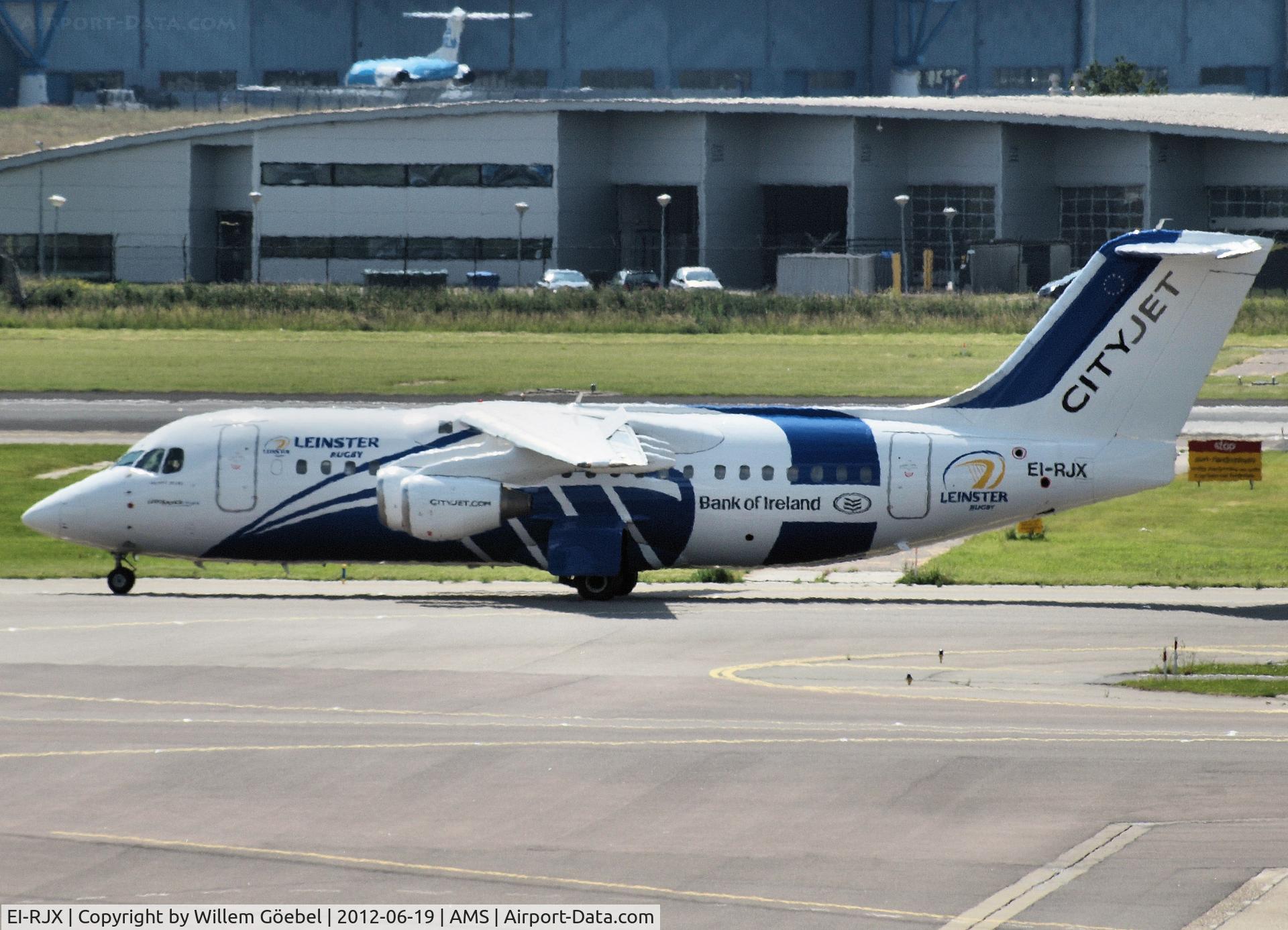 EI-RJX, 2000 BAe Systems Avro 146-RJ85A C/N E.2372, Taxi to the gate of Amsterdam Airport in New Colour