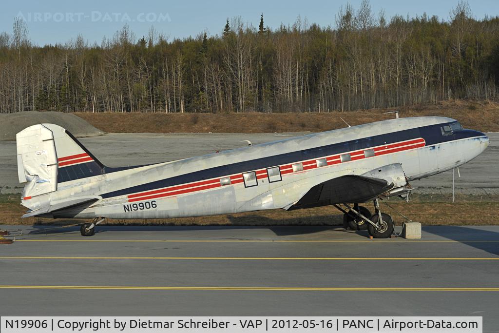 N19906, 1942 Douglas DC-3 (C-47-DL) C/N 4747, ex Reeve Air DC3