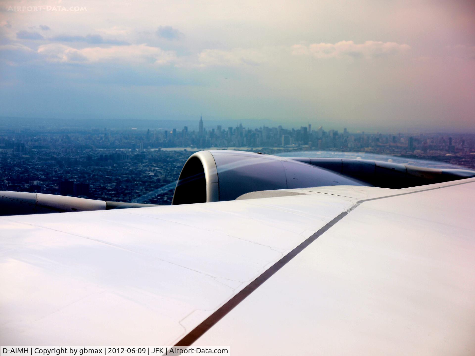 D-AIMH, 2010 Airbus A380-841 C/N 070, Leaving New York
