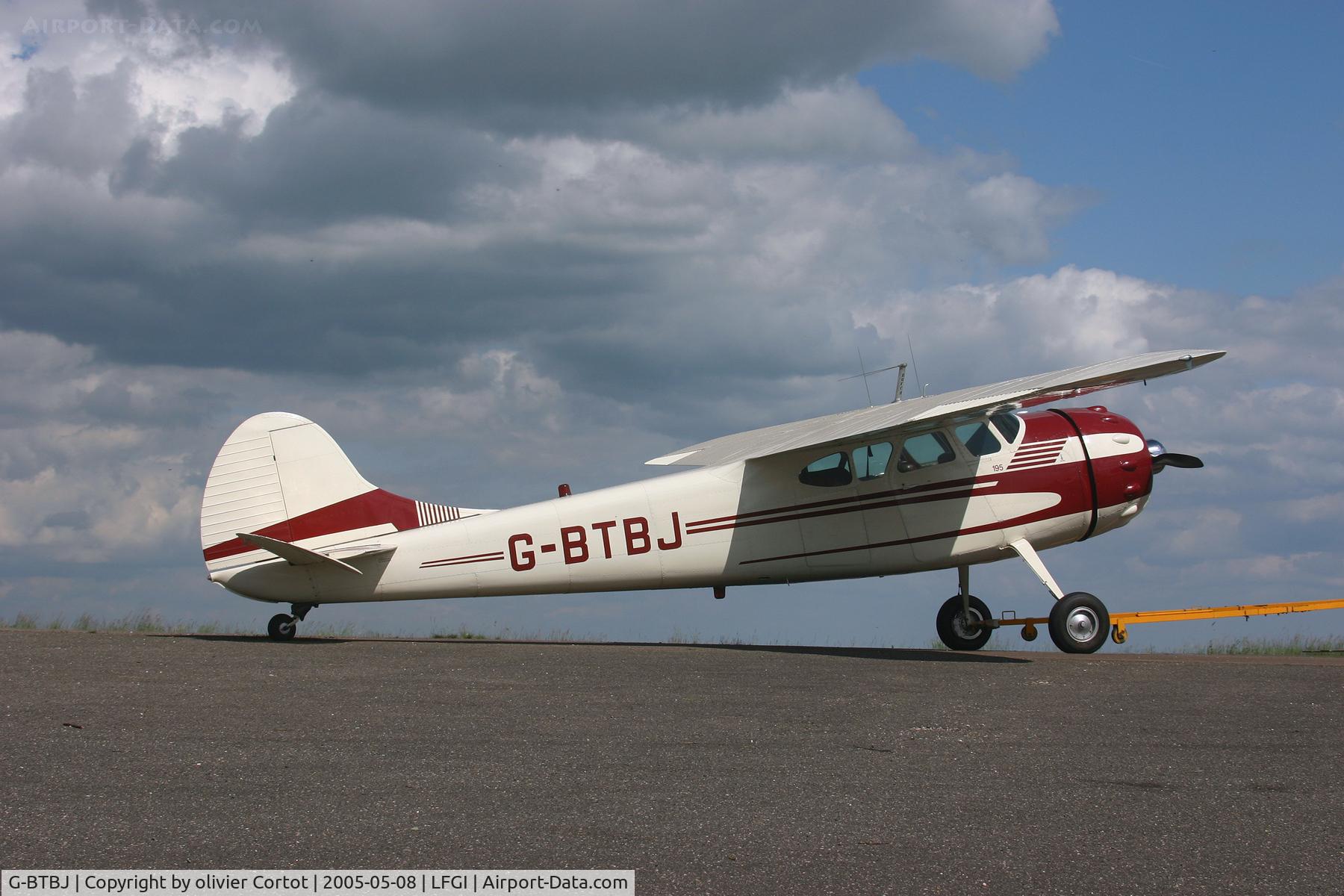 G-BTBJ, 1952 Cessna 190B C/N 16046, Darois airfield, 2005