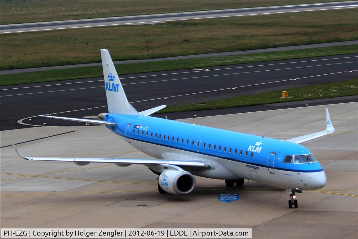 PH-EZG, 2009 Embraer 190LR (ERJ-190-100LR) C/N 19000315, Arrival from the neighbourhood.....