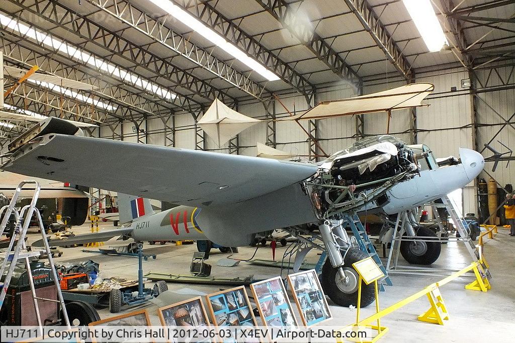 HJ711, 1943 De Havilland DH-98 Mosquito NF.11 C/N HJ711, De Havilland Mosquito D.H.98 NF.II HJ711 is the product of many years of dedicated restoration work by Tony Agar and his helpers.