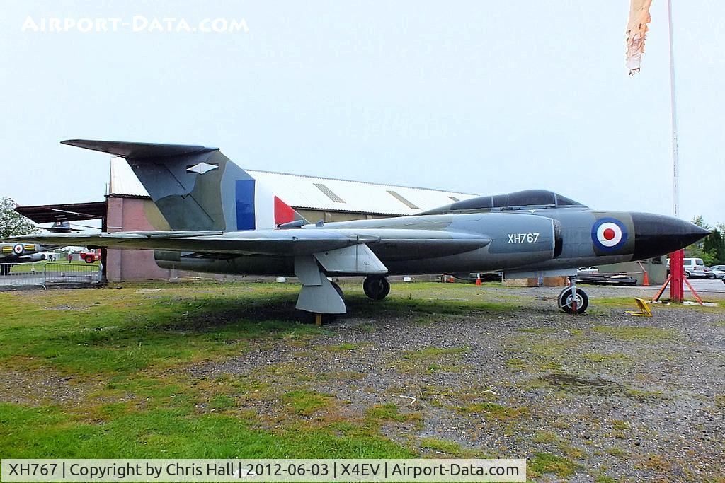 XH767, Gloster Javelin FAW.9 C/N Not found XH767, Gloster Javelin F(AW).9. XH767 was built at Hucclecote and went to Aldergrove in October 1959. It joined 25 Squadron at Waterbeach in December that year. From 1962 until 1965, the aircraft served with 11 Squadron in Germany.
