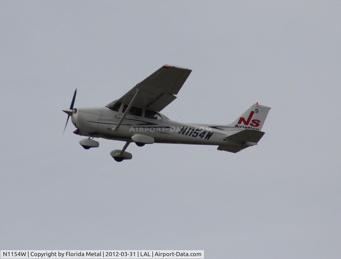 N1154W, Cessna 172SP C/N 1154W, Cessna 172SP
