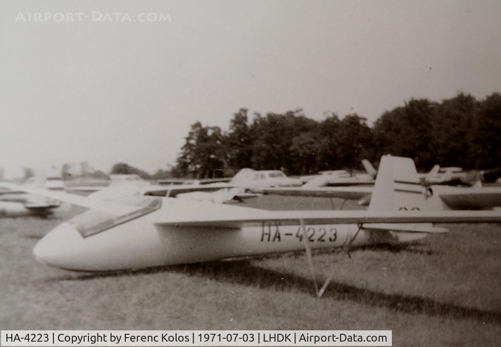HA-4223, PZL-Bielsko SZD-22C Mucha Standard C/N F-689, Dunakeszi