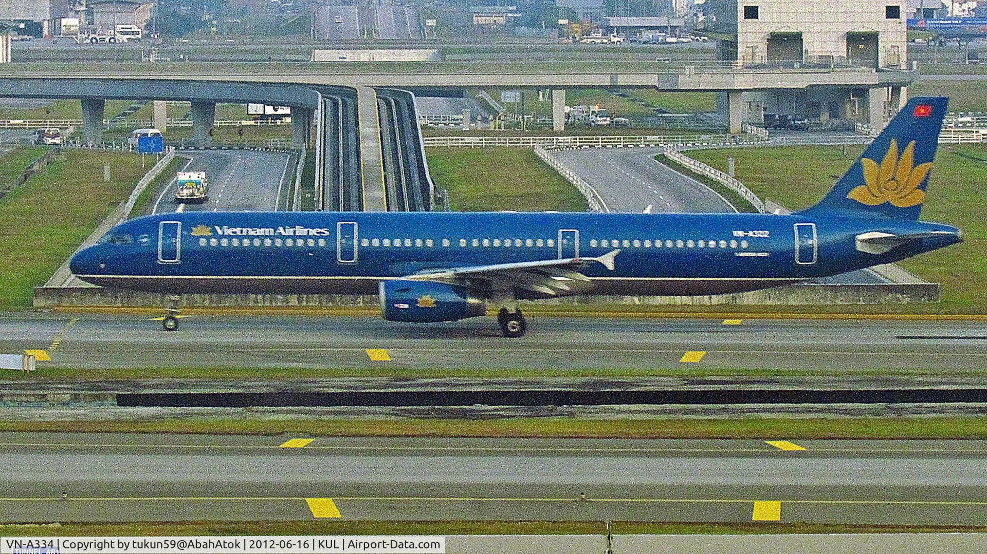 VN-A334, 2012 Airbus A321-231 C/N 5164, Vietnam Airlines