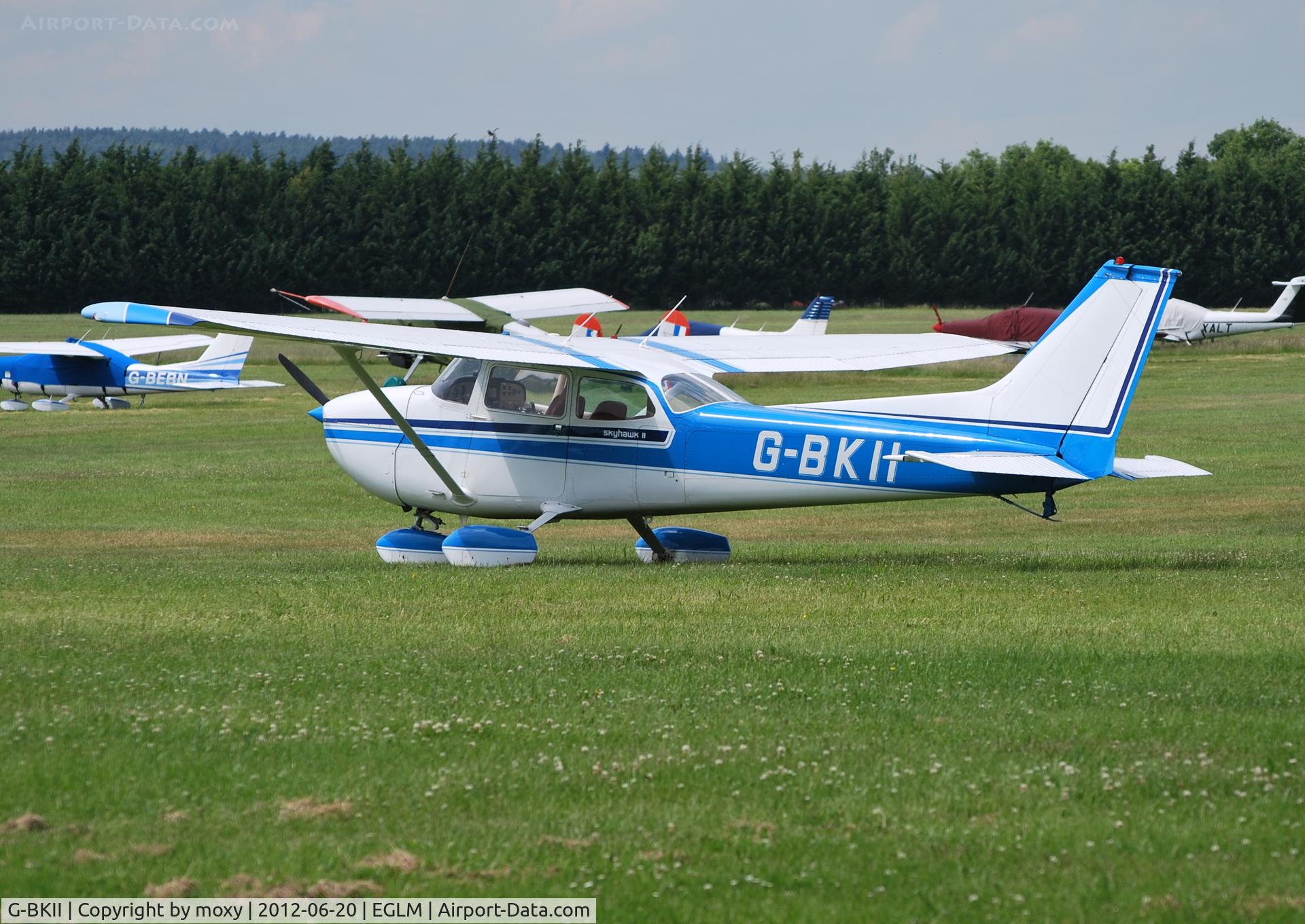 G-BKII, 1975 Reims F172M ll Skyhawk C/N 1370, Reims Cessna F172M Skyhawk at Wite Waltham. Ex PH-PLO.