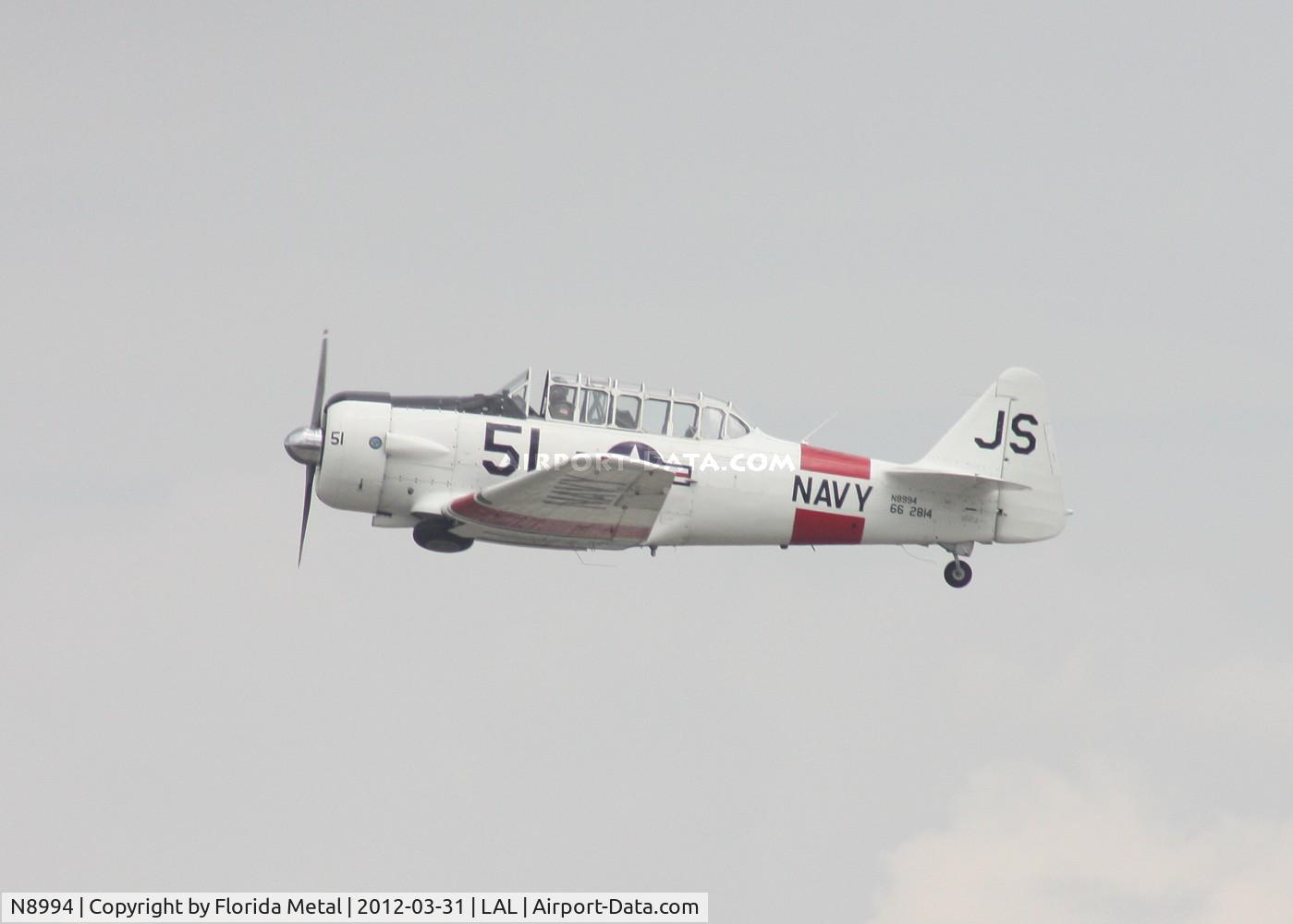 N8994, 1943 Noorduyn AT-16 Harvard II C/N 66-2814, Harvard 2 painted as an SNJ