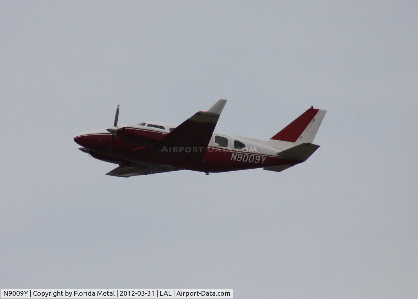 N9009Y, 1967 Piper PA-31-310 Navajo C/N 31-14, Piper PA-31-310