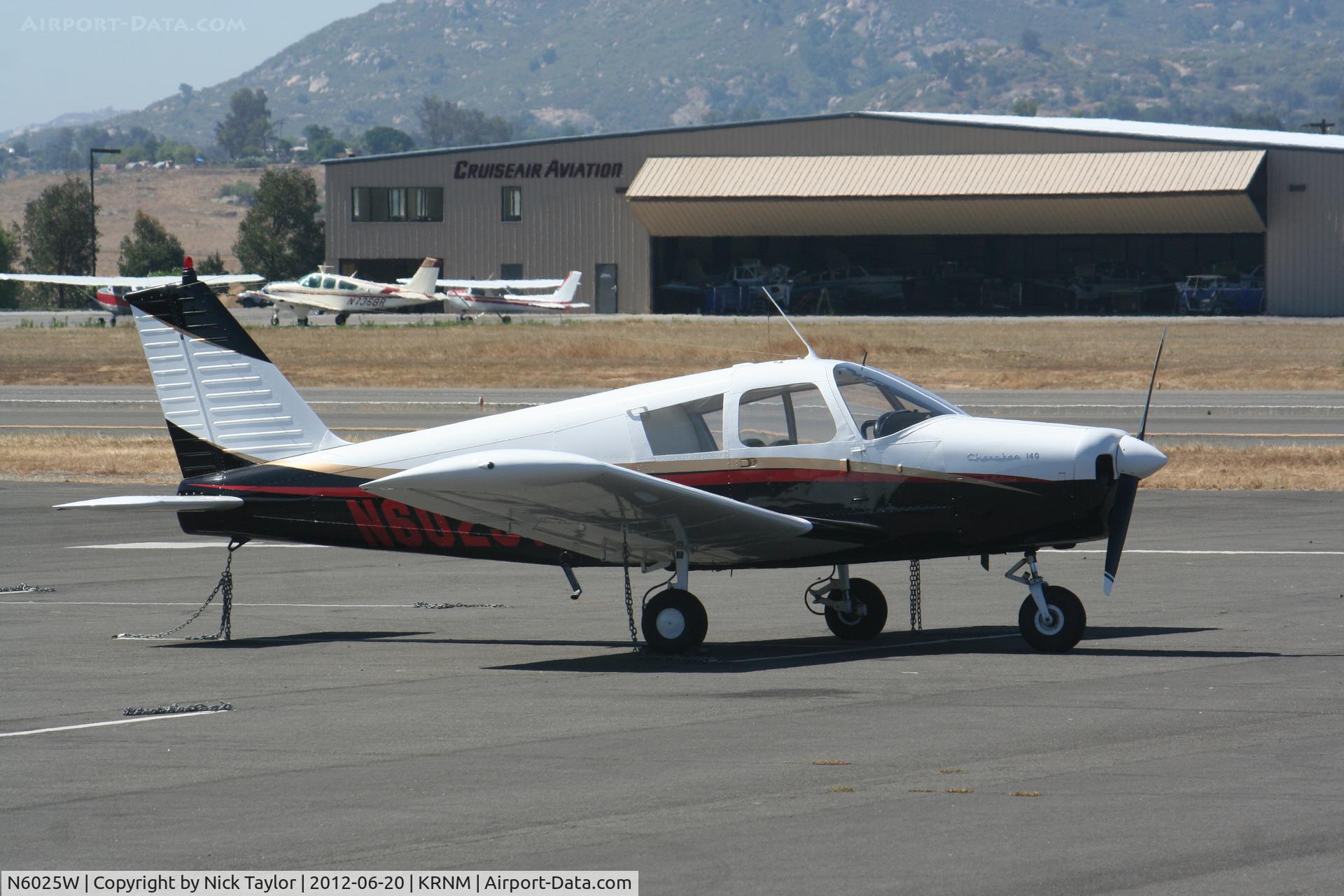 N6025W, 1964 Piper PA-28-140 C/N 28-20025, Parked on the tarmac