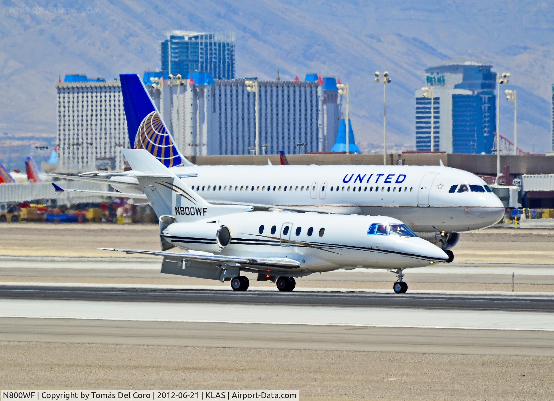 N800WF, 2005 Raytheon Hawker 800XP C/N 258728, N800WF 2005 Raytheon Aircraft Company HAWKER 800XP C/N 258728

- Las Vegas - McCarran International (LAS / KLAS)
USA - Nevada, June 21, 2012
Photo: Tomás Del Coro