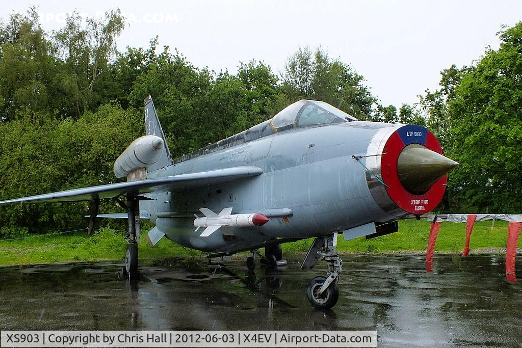 XS903, English Electric Lightning F.6 C/N 95249, The museums event was called “Thunder Day”, we also had lots of rain and a Lightning