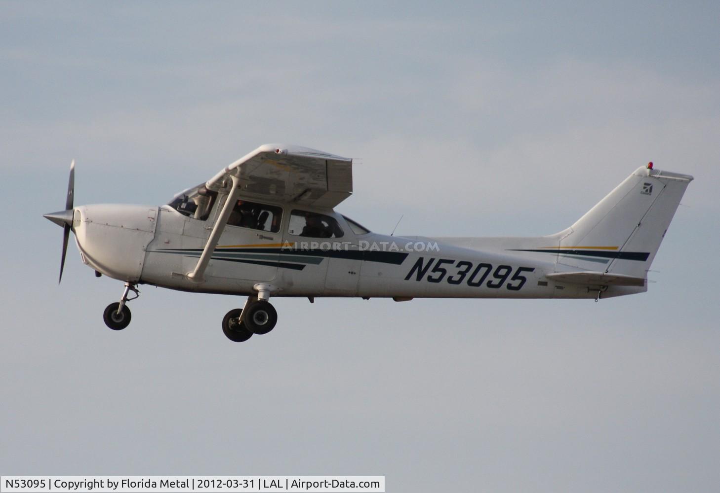 N53095, 2002 Cessna 172S C/N 172S9275, Cessna 172S