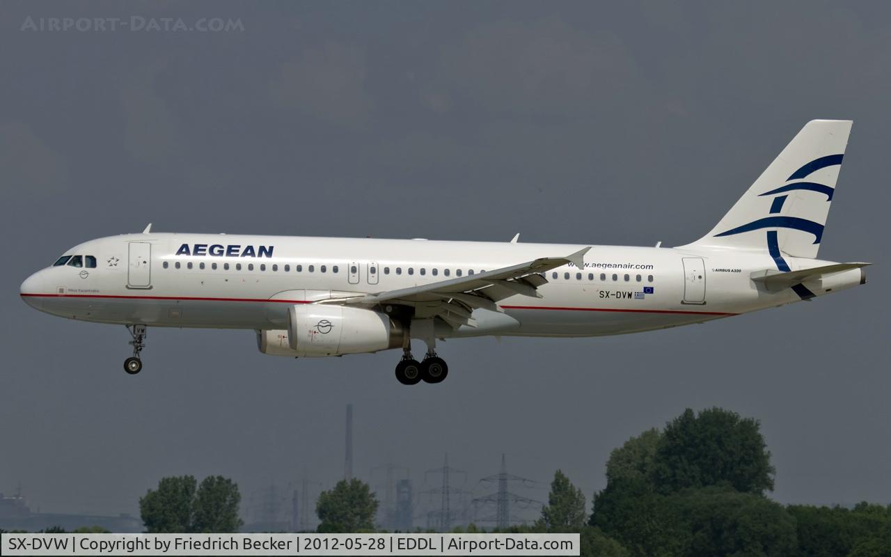 SX-DVW, 2009 Airbus A320-232 C/N 3785, on final RW23L